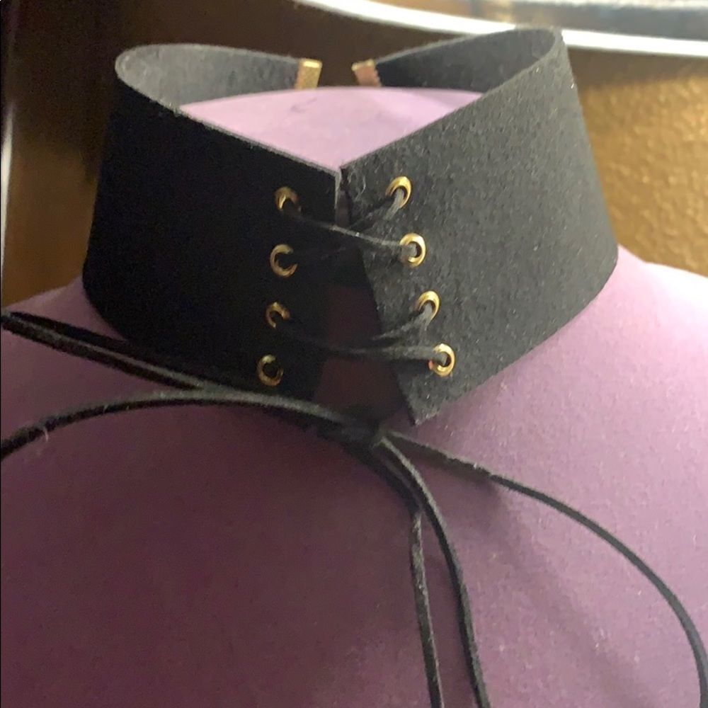 Faux suede choker   - Picture 2 of 5